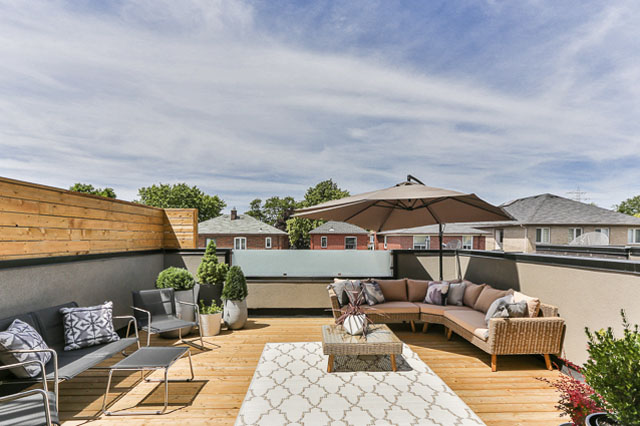 105 Beaver Ave | foxmarin.ca
