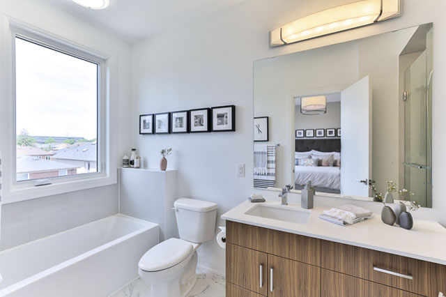 105 Beaver Ave | foxmarin.ca