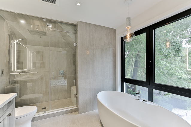 1266 Minaki Road | foxmarin.ca