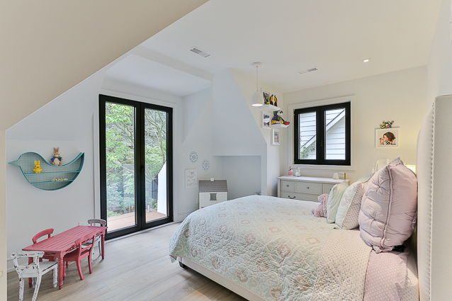 1266 Minaki Road | foxmarin.ca