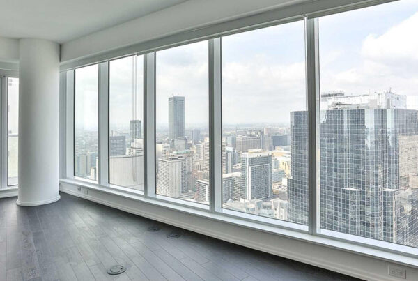 4312-197 Yonge St