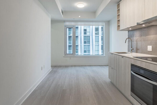 707-11 Yorkville Ave