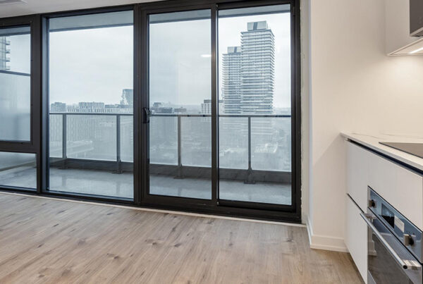 1501-35 Parliament St